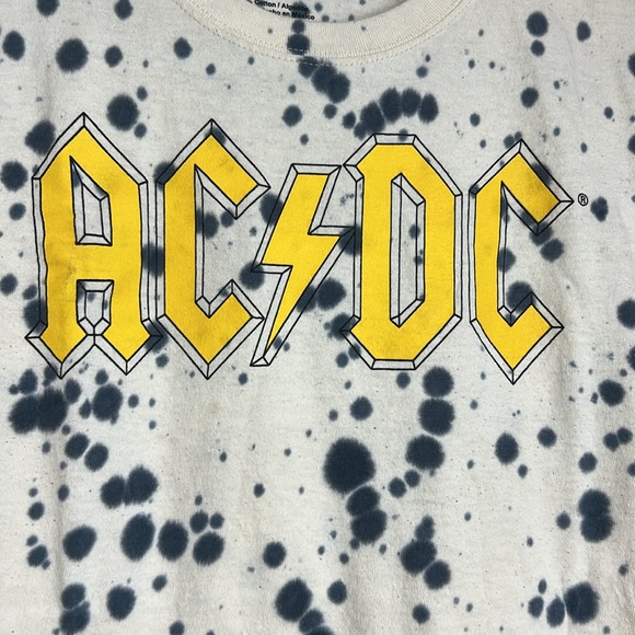 AC/DC - Picture 3 of 5